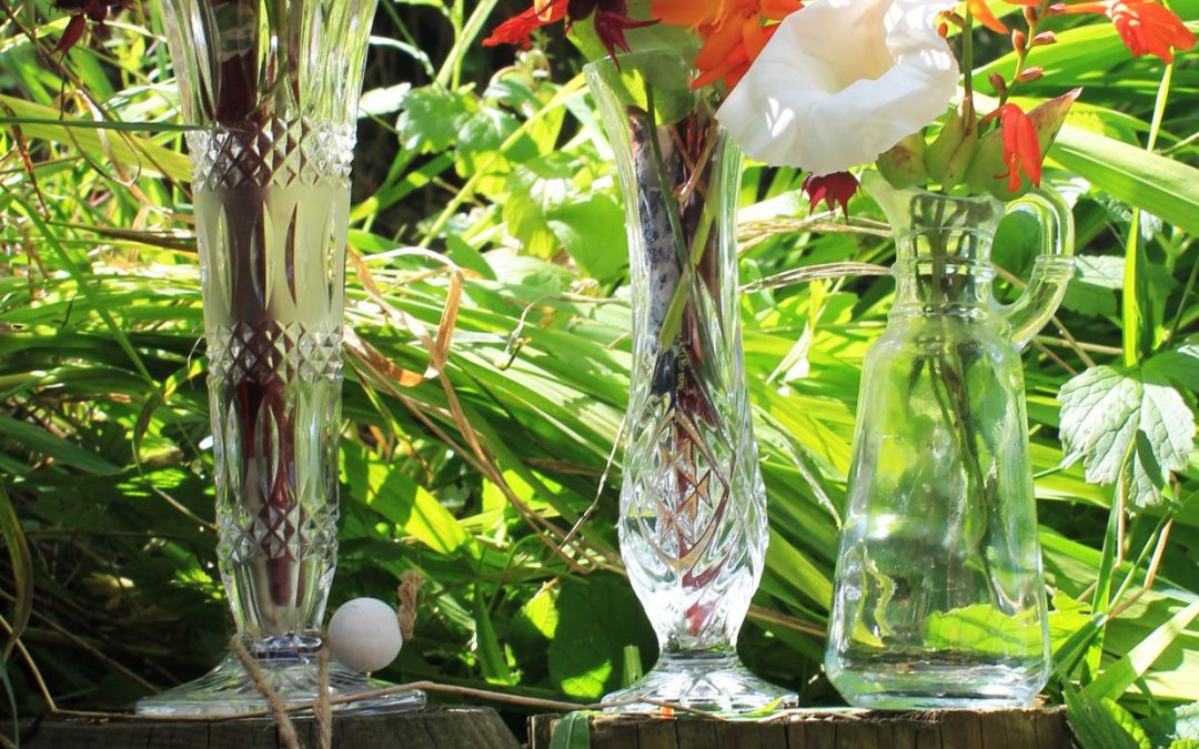 paint sets (40)amended Cotswold Vintage Party Hire